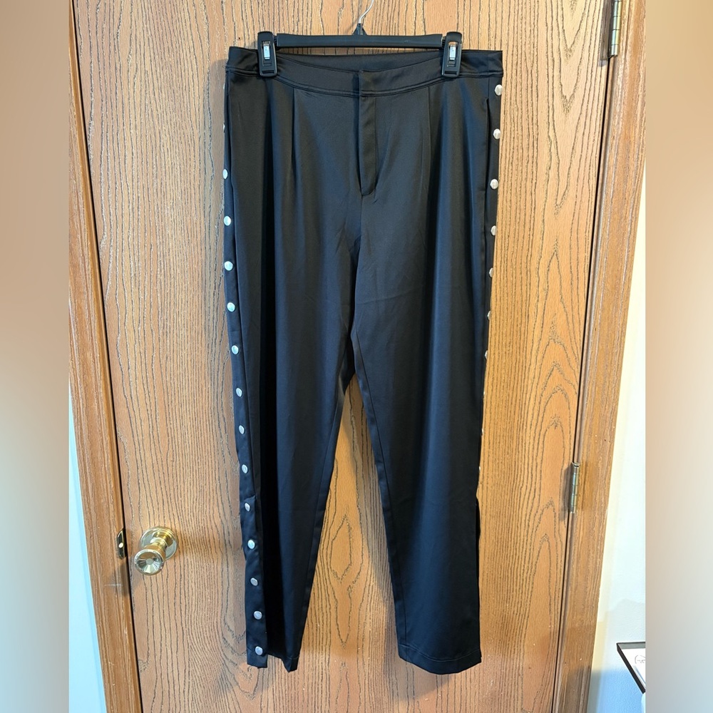 Snap Up Black Skinny Pants